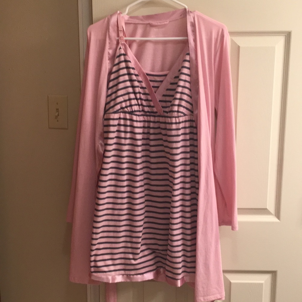 Nursing gown and matching robe